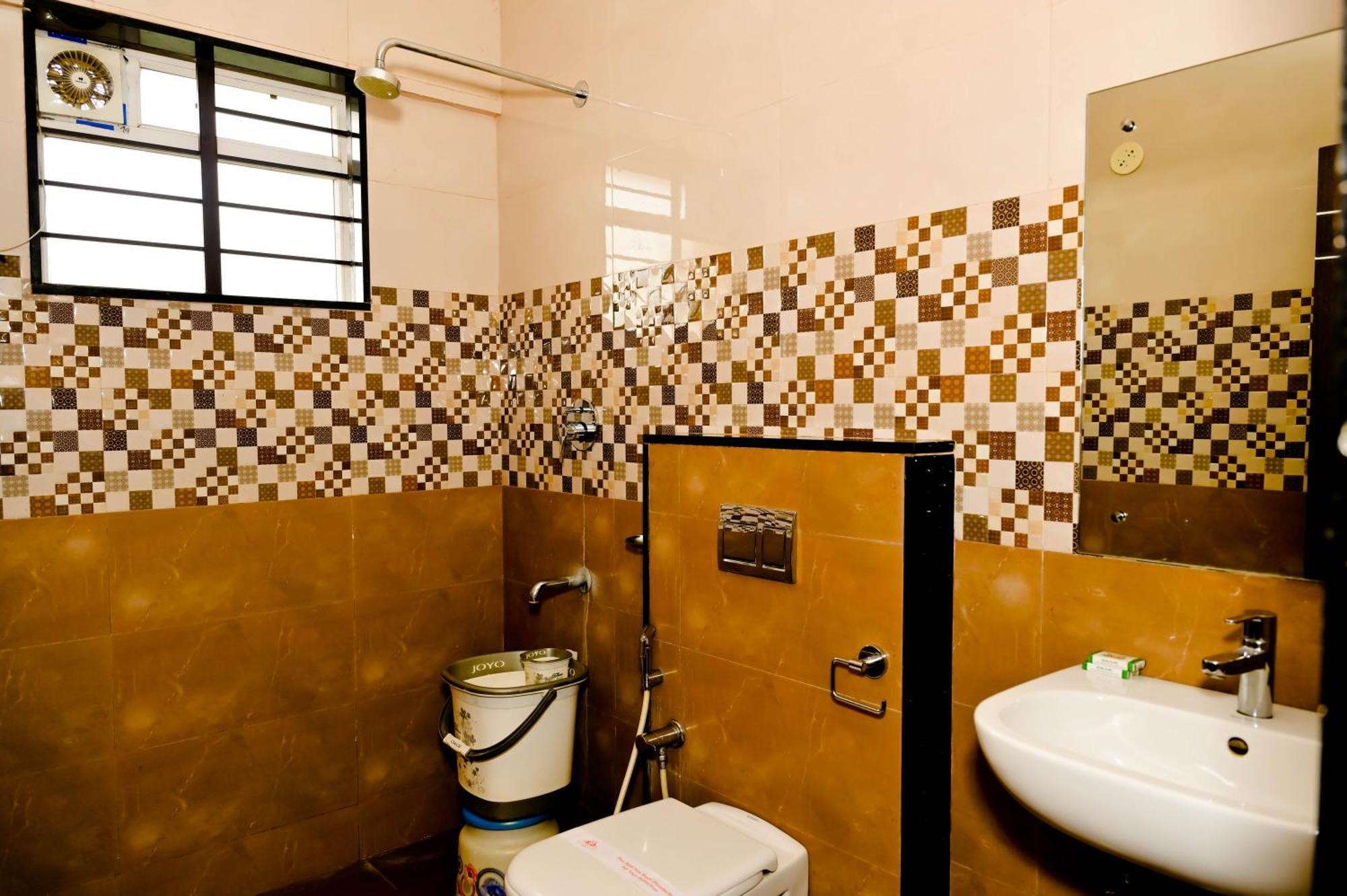 Hotel Townhouse Mk Chikmagalūr Exterior foto